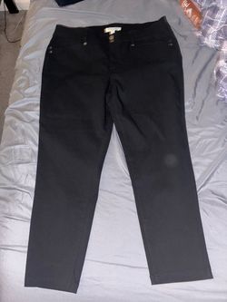 SABRINA LAUREN NEW YORK black pants