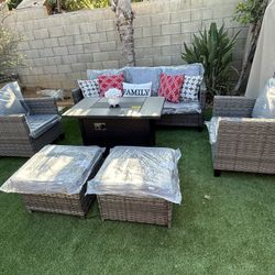 Patio Furniture Set Outdoor New In The Box 