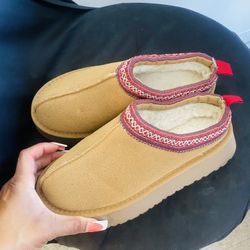 Slip On They Just Like Uggs