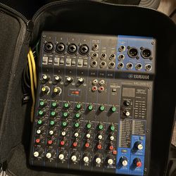 Yamaha MG10XU mixer