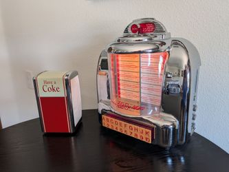 Crosley Select-O-Matic Collector's Edition Jukebox Radio.
