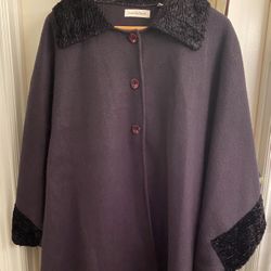 Ladies One Size Black Poncho-Style Coat