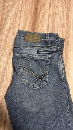 Buckle jeans