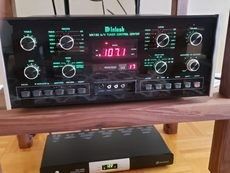 Mcintosh MX-130 Preamplifier, Processor With Phono + Remote 