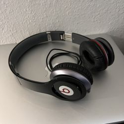 BEATS BY DRE HEADPHONES GOOD CONDITION 