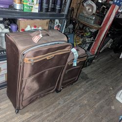 NICE SET OF SAMSONITE LYGGAGE 
