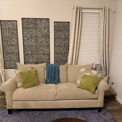 Must Go U Pick Up Both Pieces $300 OBO