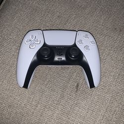 PS5 Controller