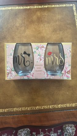 Mr & Mrs. Stemless Wine Glasses 