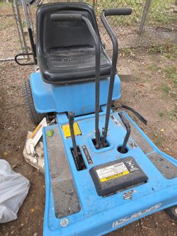 Dixon CHAIN DRIVEN Riding Mower Tractor 