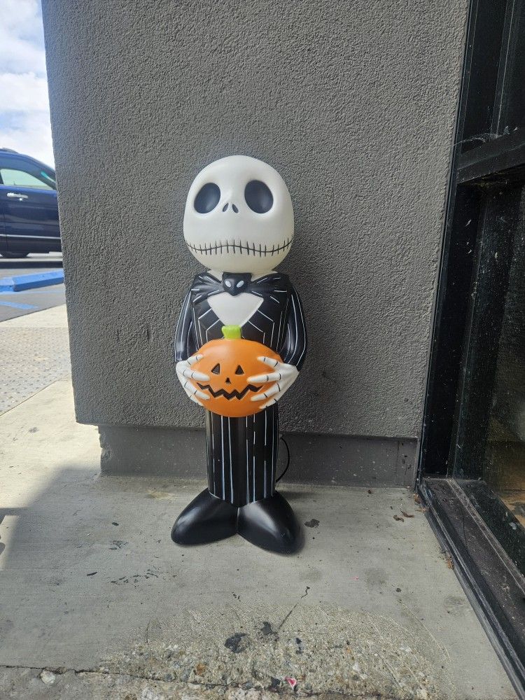Jackson Skellington Lighted Yard Decor