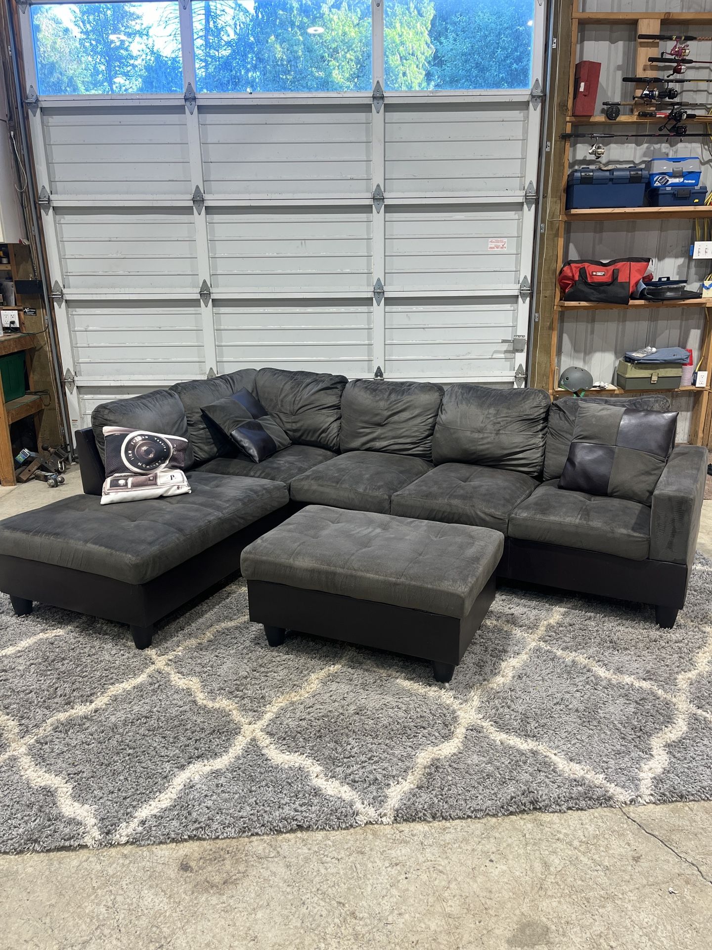 Large Black & Gray Sectional Couch with Ottoman