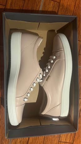 Brand New ECCO Soft Rose Dust Leather Sneakers – Size - Main Image