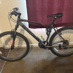 SCHWANN MOUNTAIN BIKE 
