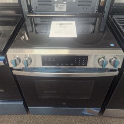 30 in. 5 Burner Element Slide-ln Electric Ranae in Stainless Steel with Crisp Mode