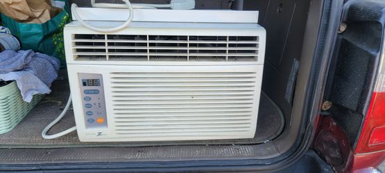 Small Air Conditioner