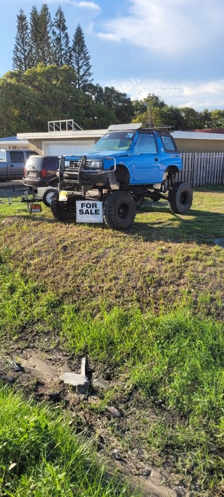 Geo Mega tracker