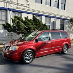 2008 Chrysler Town & Country