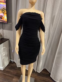Black Off-Shoulder Ruched Bodycon Midi Dress