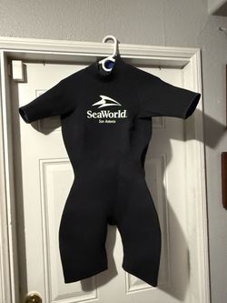 Wetsuit