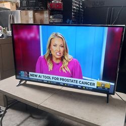 55" tv lg  smart  tv with remote control super clean