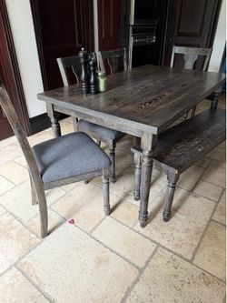 Dining set