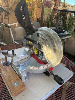 Tradesman 10” Compound Miter Saw Like New