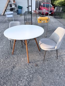 Round White Dining Table with Two Chairs