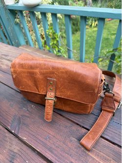 Leather ONA Bowery camera bag
