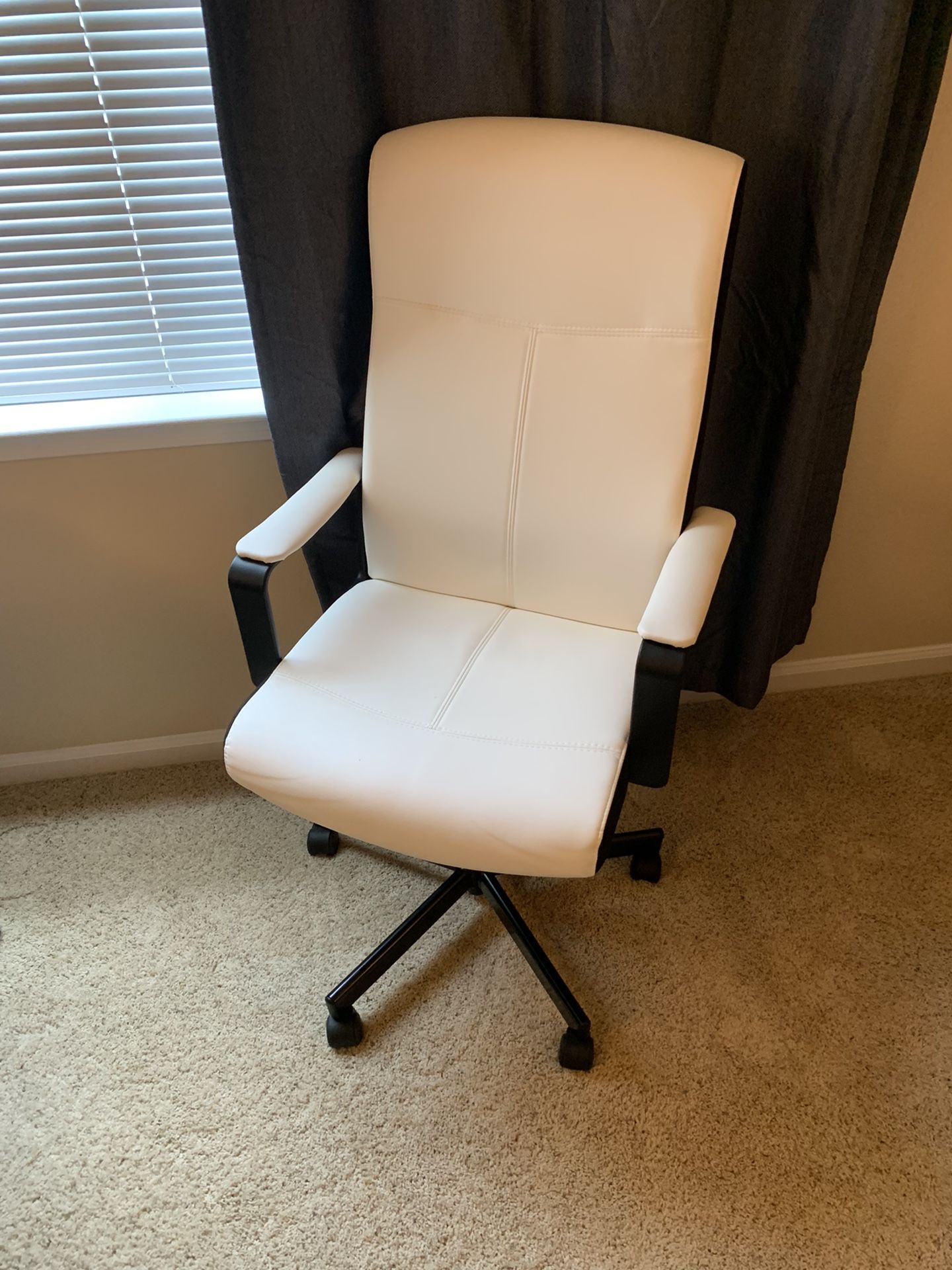 Executive office chair for Sale in Herndon, VA OfferUp