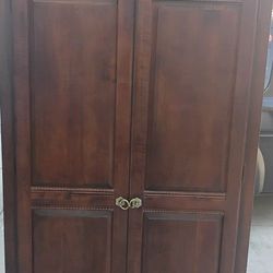  New Ethan Allen Oak Armoire $120 Obo