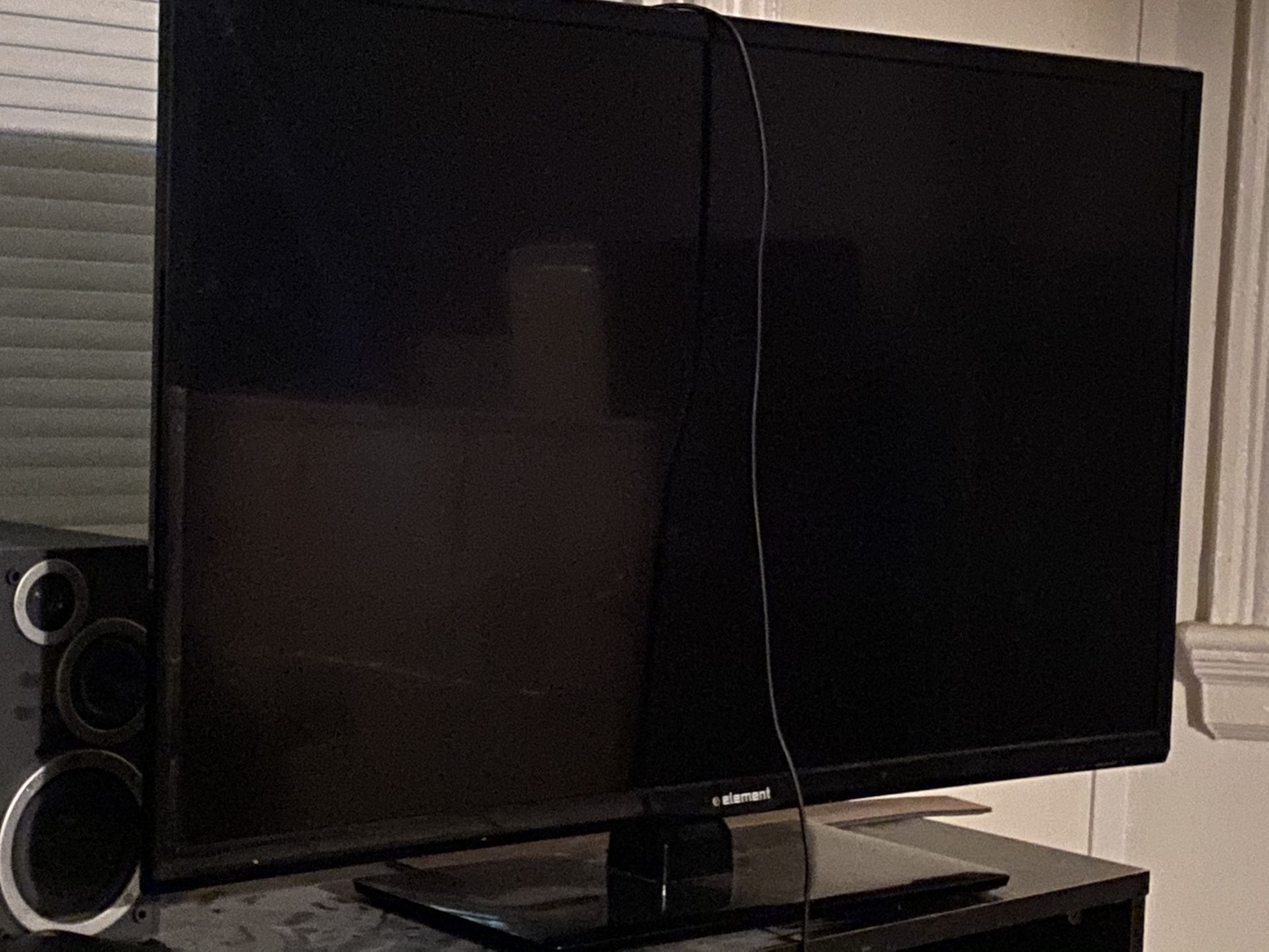 Tv Element