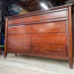 Wooden 9 Drawer Dresser 