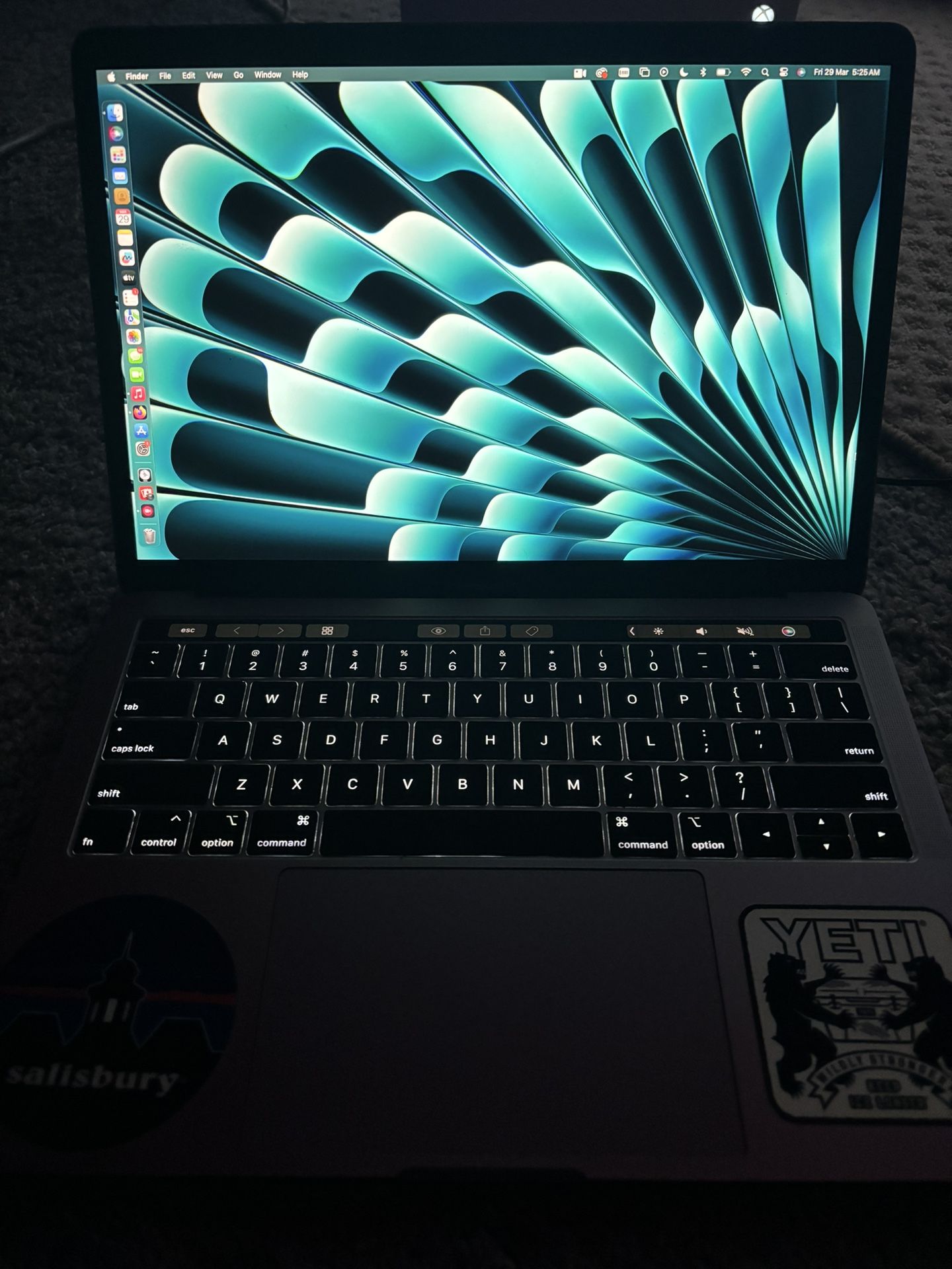 MacBook Pro M1 With Touchbar