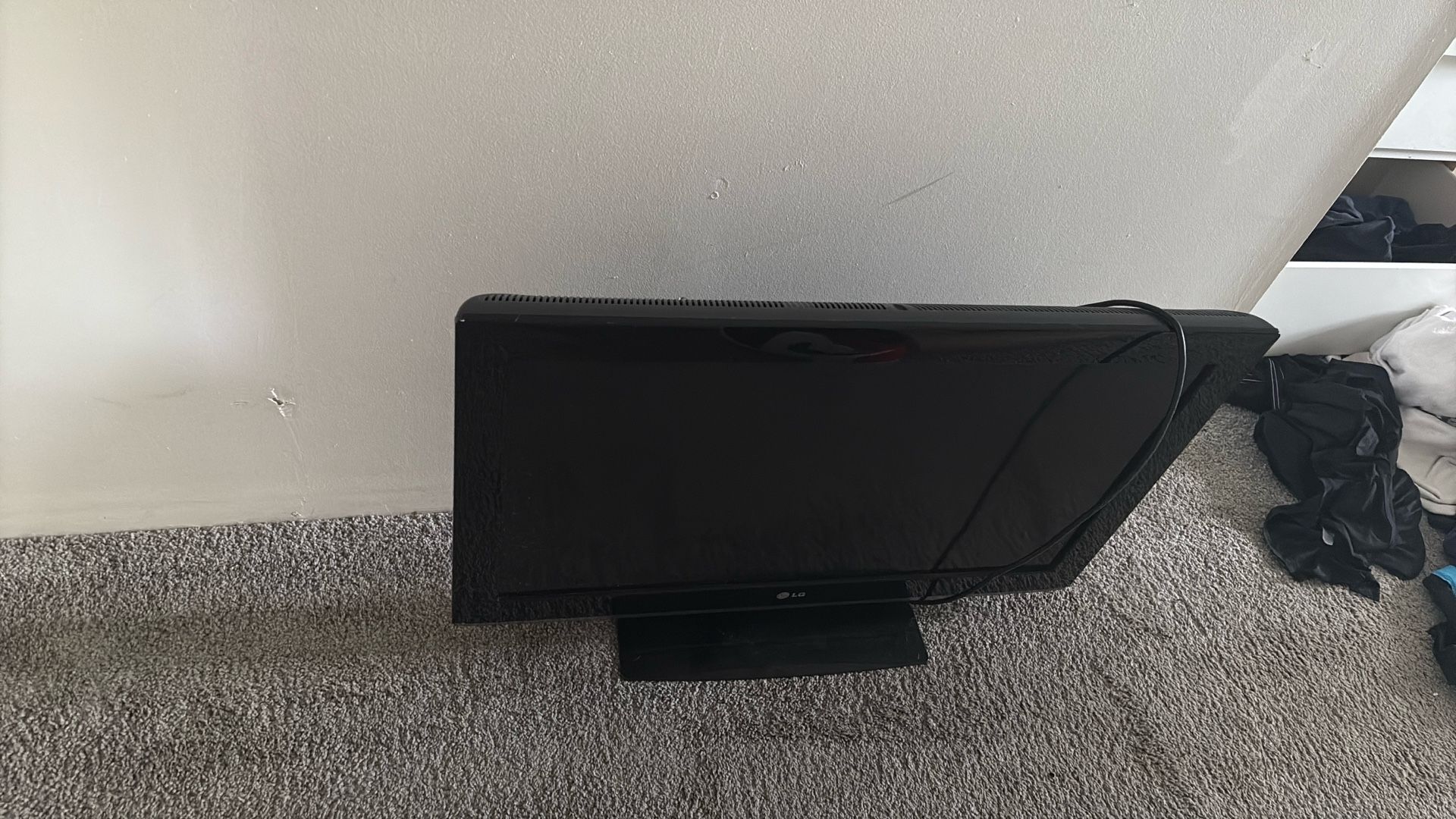 LG TV 32 Inches 