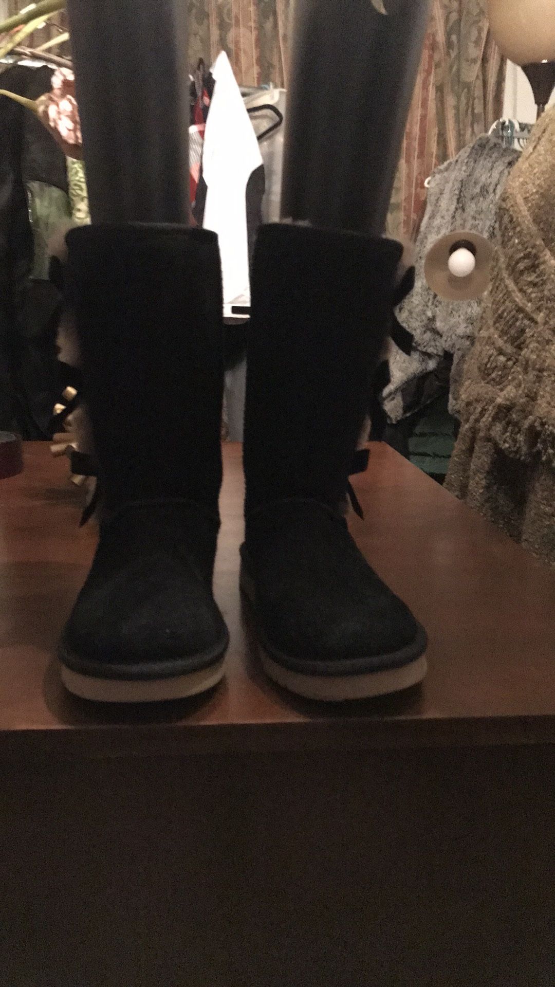 Preloved Koolaburra By Uggs Size 6