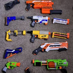 10 Nerf Guns With Attachments 