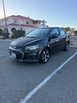 2017 Chevrolet sonic premier sedan grey