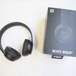 Beats Solo 3 Wireless headphones Excellent Shape