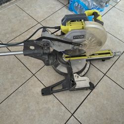 Sliding Miter Saw 