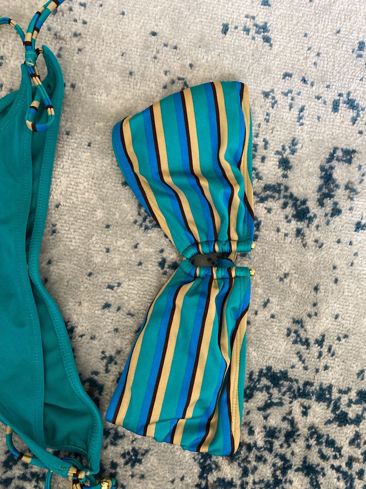 Size: MED swim