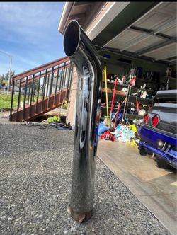 Exhaust stack
