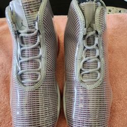 Kids Jordans Size 6y 30$ Each