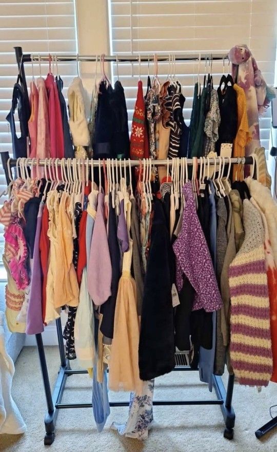 Kids Clothes & Shoes - Boys/Girls Mixed Sizes.