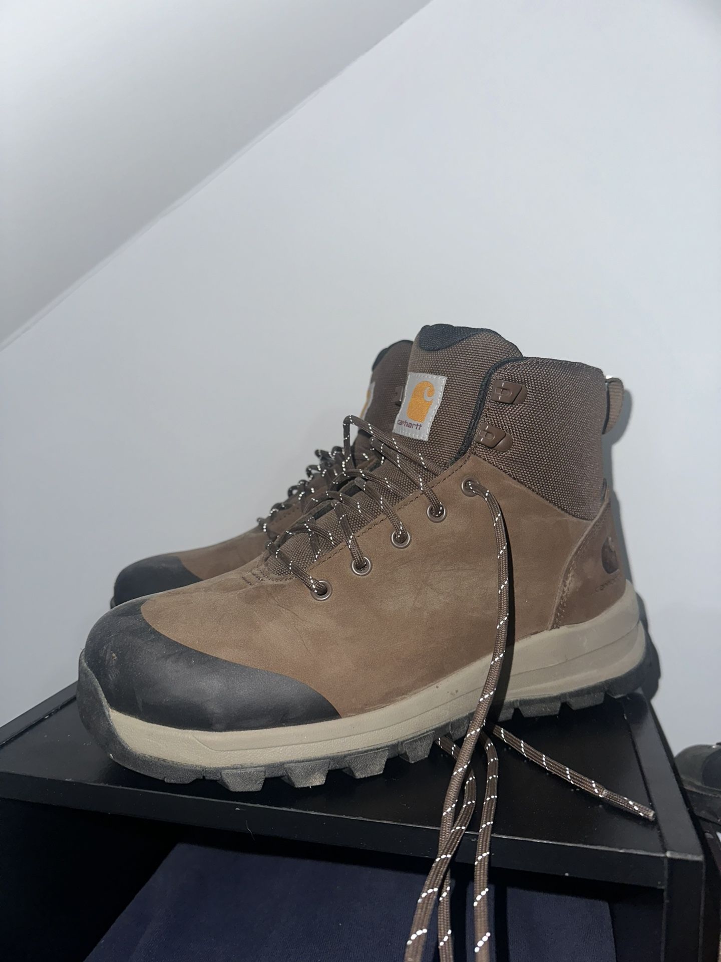 Carhartt waterproof Hiking Boots Size 8