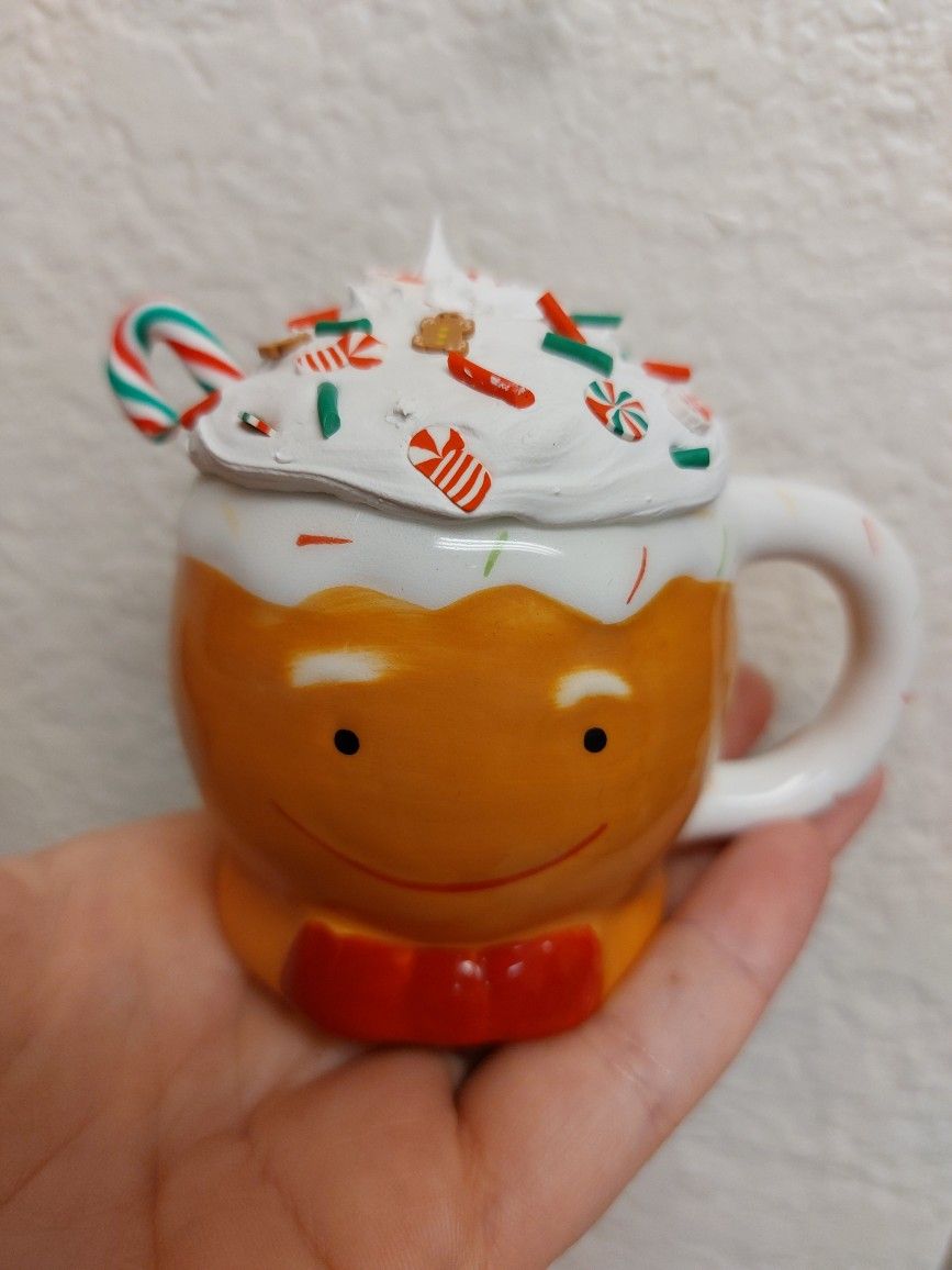 Mini Gingerbread Hot Cocoa Cup