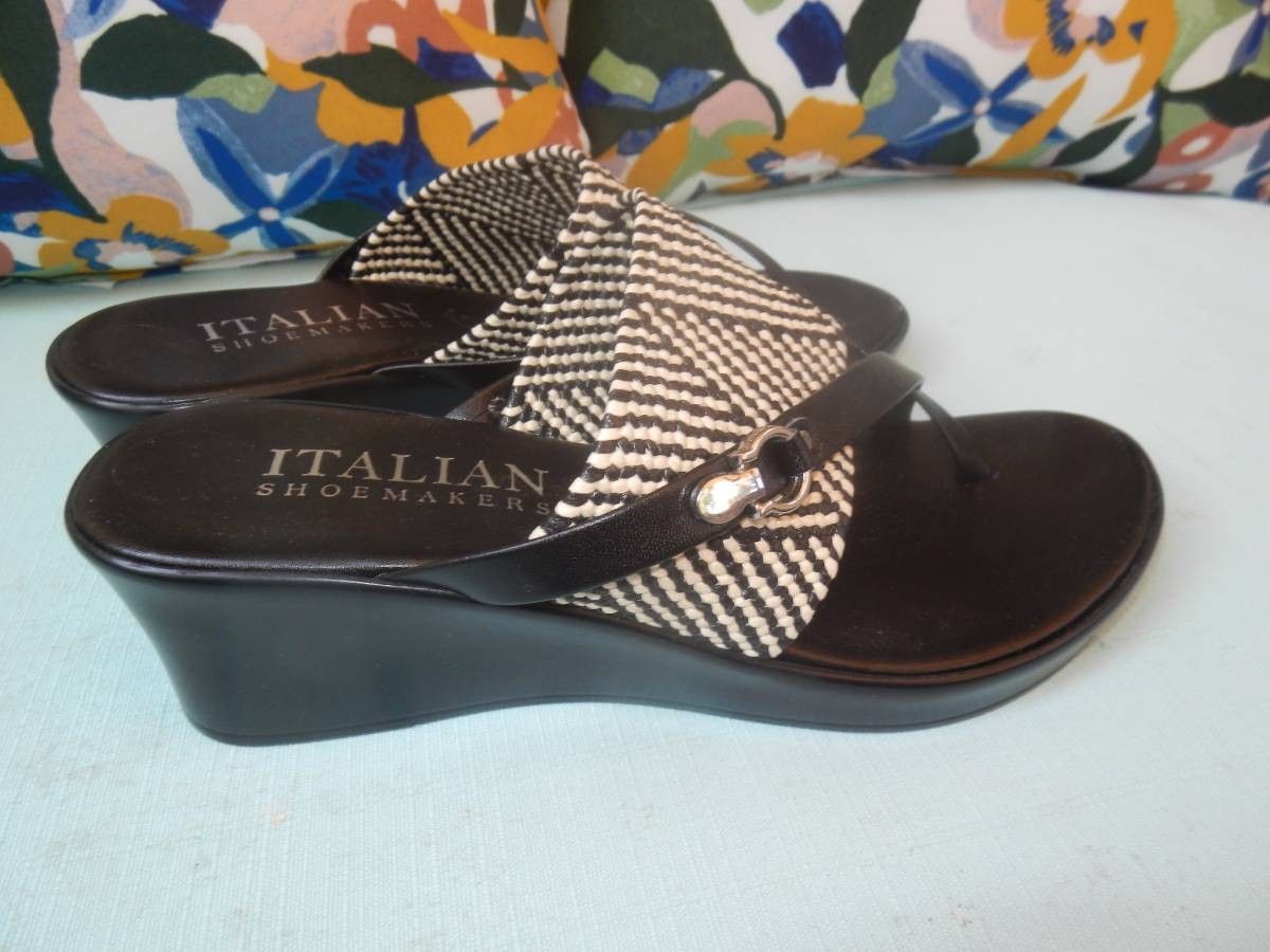 NEW Women's Italian Shoemakers Wedge Sandals Size 7