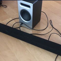 Subwoofer and soundbar Vizio