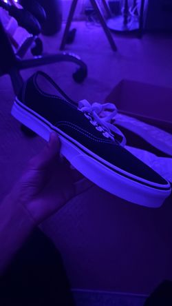 Vans athletic shoes black