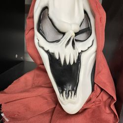 Scream Viper Mask